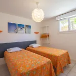 Villa Cap 17 *